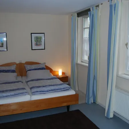 Kronenhof - Wein Und Ferien *