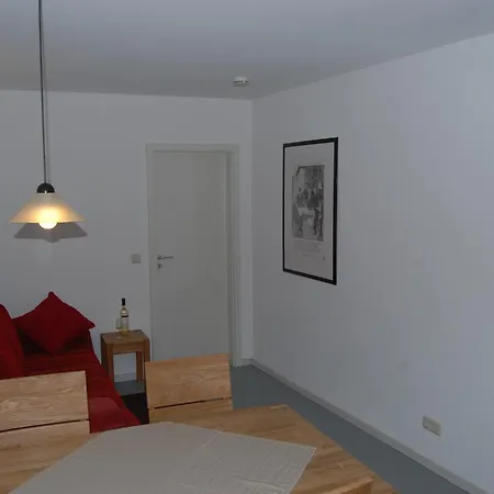 公寓 Kronenhof - Wein Und Ferien