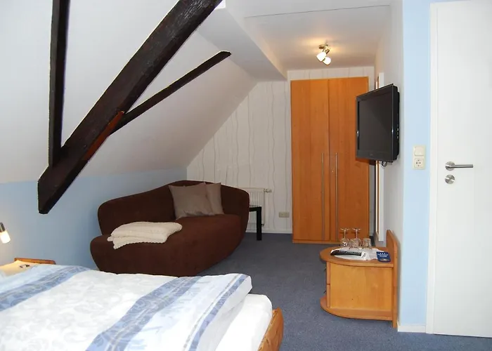 Kronenhof - Wein Und Ferien 아파트